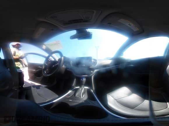 2017 Chevrolet Volt LT z VIN 1G1RA6S53HU178322, wystawiony jako IAAI lot #43347517 z przebiegiem 117 688 mil mil oraz . Historia ofert i sprzedaży dostępna na DreamBid. Obrazek 20.