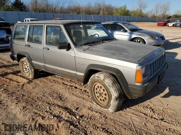 1992 Jeep Grand Cherokee with VIN 1J4FJ88S1NL174395, listed as a Copart auction lot 65314154 with 135,824 mi miles and Clean title. Bid and sale history available at DreamBid. Image 4.