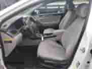 2015 Hyundai Sonata SE с VIN 5NPE24AF1FH008632, выставлен на аукционе Copart как лот 86448055 с пробегом 80 930 миль миль и Списание • Salvage title. История ставок и продаж доступна на DreamBid. Изображение 7.