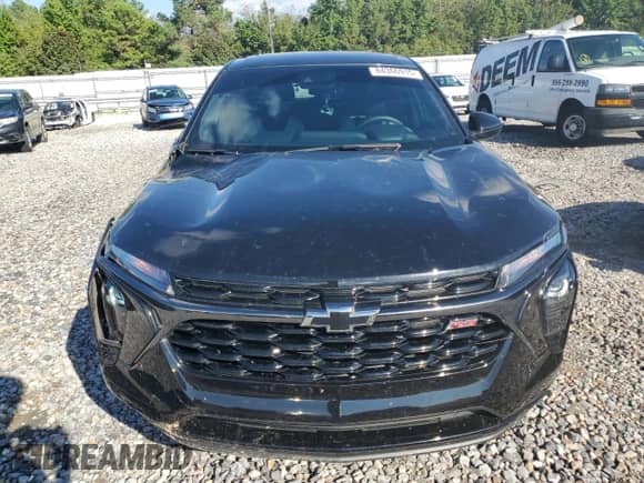 2025 Chevrolet Trax 1RS with VIN KL77LGEP8SC038580, listed as a Copart auction lot 84366915 with 34,220 mi miles and Salvage title. Bid and sale history available at DreamBid. Image 5.
