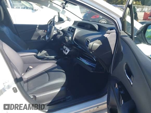 2017 Toyota Prius Two Eco with VIN JTDKARFU1H3045690, listed as a IAAI auction lot 43468495 with 47,724 mi miles and . Bid and sale history available at DreamBid. Image 5.