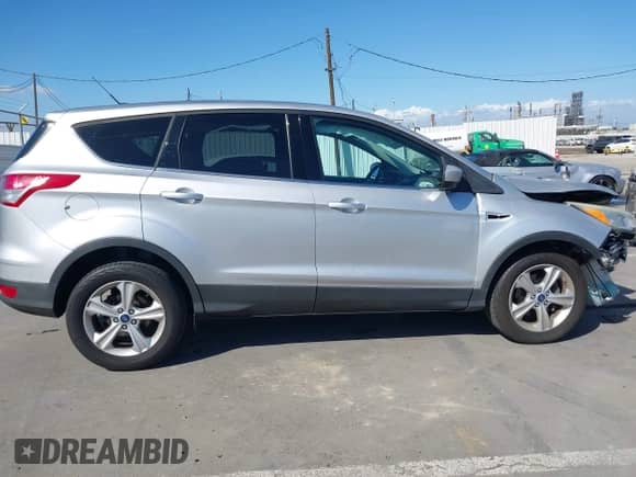 2014 Ford Escape SE с VIN 1FMCU0GX7EUD01610, выставлен на аукционе IAAI как лот 43379424 с пробегом 50 009 миль миль и . История ставок и продаж доступна на DreamBid. Изображение 14.
