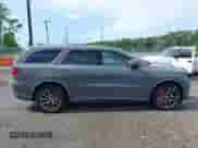 2022 Dodge Durango SRT 392 z VIN 1C4SDJGJ8NC202706, wystawiony jako IAAI lot #37032076 z przebiegiem 5 782 mil mil oraz . Historia ofert i sprzedaży dostępna na DreamBid. Obrazek 13.