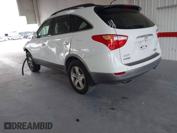 2010 Hyundai Veracruz Limited with VIN KM8NUDCC2AU138295, listed as a IAAI auction lot 42136976 with 141,700 mi miles and . Bid and sale history available at DreamBid. Image 3.