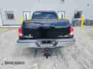 2004 Toyota Tundra SR5 z VIN 5TBBT44124S442610, wystawiony jako Copart lot #70451445 z przebiegiem 258 271 mil mil oraz Czysty tytuł • Clean title. Historia ofert i sprzedaży dostępna na DreamBid. Obrazek 6.