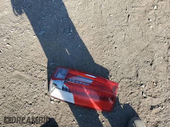 2008 Cadillac Escalade ESV с VIN 1GYFK66818R198559, выставлен на аукционе Copart как лот 84005015 с пробегом 240 223 миль миль и Списание • Salvage title. История ставок и продаж доступна на DreamBid. Изображение 13.