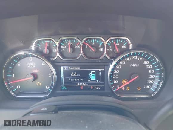 2018 Chevrolet Suburban LT z VIN 1GNSKHKC5JR193078, wystawiony jako IAAI lot #43281675 z przebiegiem 186 334 mil mil oraz . Historia ofert i sprzedaży dostępna na DreamBid. Obrazek 7.