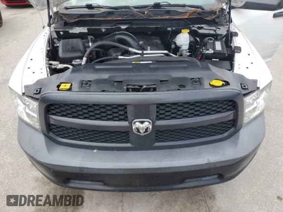 2019 Ram 1500 Express z VIN 1C6RR7FT4KS597501, wystawiony jako Copart lot #84576835 z przebiegiem 141 430 mil mil oraz Czysty tytuł • Clean title. Historia ofert i sprzedaży dostępna na DreamBid. Obrazek 11.