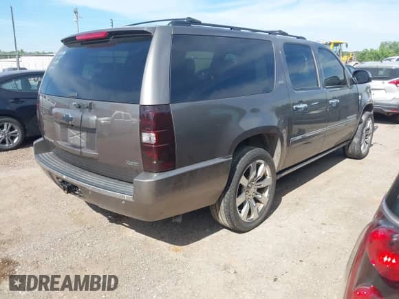 2011 Chevrolet Suburban LTZ с VIN 1GNSCKE04BR312543, выставлен на аукционе IAAI как лот 42267293 с пробегом 253 305 миль миль и . История ставок и продаж доступна на DreamBid. Изображение 4.