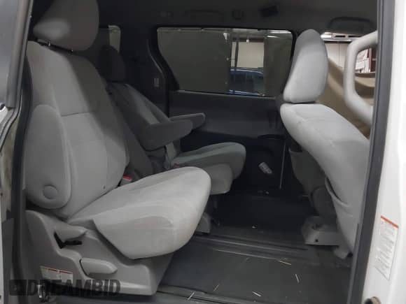 2016 Toyota Sienna LE AAS with VIN 5TDKK3DC4GS731630, listed as a IAAI auction lot 42761731 with 106,478 mi miles and . Bid and sale history available at DreamBid. Image 8.