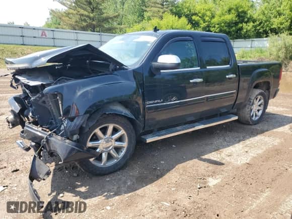 2012 GMC Sierra 1500 Denali with VIN 3GTP2XE2XCG146000, listed as a Copart auction lot 58897375 with 200,848 mi miles and Clean title. Bid and sale history available at DreamBid. Image 1.