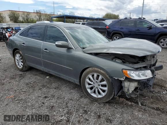 2007 Hyundai Azera SE с VIN KMHFC46F67A240190, выставлен на аукционе Copart как лот 65012595 с пробегом 40 704 миль миль и Списание • Salvage title. История ставок и продаж доступна на DreamBid. Изображение 4.