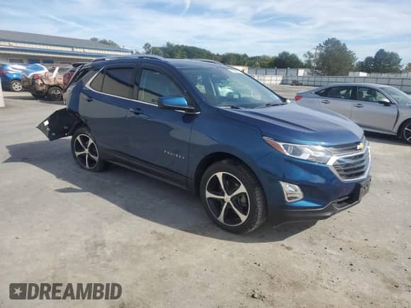2020 Chevrolet Equinox LT with VIN 2GNAXVEX2L6249017, listed as a Copart auction lot 81938045 with 59,715 mi miles and Salvage title. Bid and sale history available at DreamBid. Image 4.