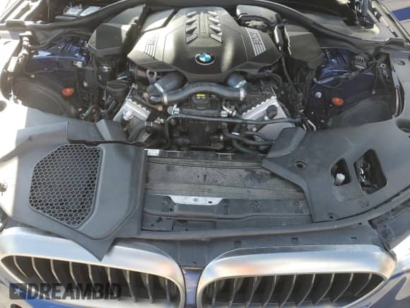 2020 BMW 5 Series M550i xDrive with VIN WBAJS7C07LBN96376, listed as a Copart auction lot 81220775 with 46,934 mi miles and Non repairable. Bid and sale history available at DreamBid. Image 11.