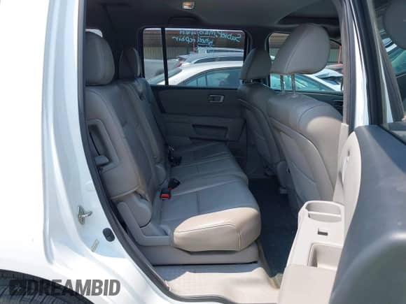 2014 Honda Pilot EX-L z VIN 5FNYF3H57EB015266, wystawiony jako IAAI lot #42938196 z przebiegiem 199 470 mil mil oraz . Historia ofert i sprzedaży dostępna na DreamBid. Obrazek 8.