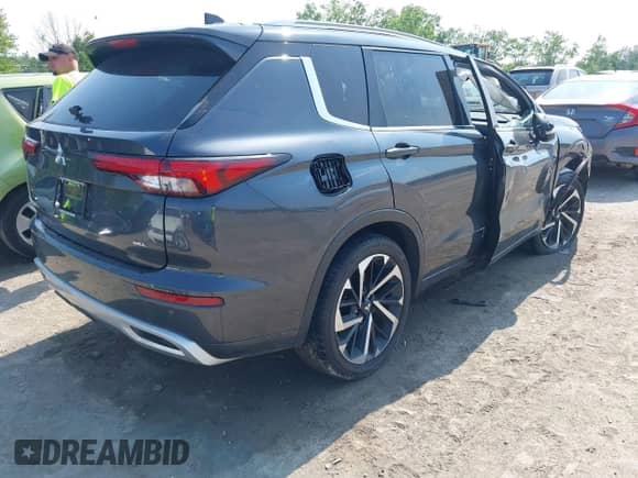 2024 Mitsubishi Outlander SEL with VIN JA4J3WA86RZ069717, listed as a IAAI auction lot 42486629 with 11,651 mi miles and . Bid and sale history available at DreamBid. Image 4.