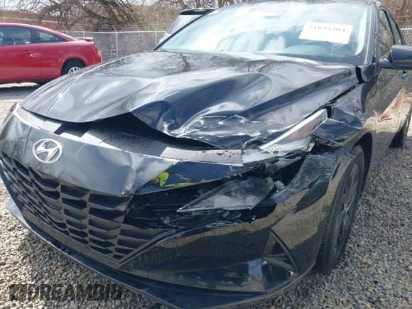 2022 Hyundai Elantra SEL с VIN KMHLM4AGXNU272717, выставлен на аукционе IAAI как лот 41879304 с пробегом 55 680 миль миль и . История ставок и продаж доступна на DreamBid. Изображение 6.