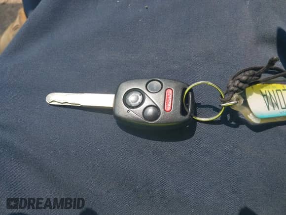 2006 Honda Accord VP с VIN 1HGCM56176A173050, выставлен на аукционе IAAI как лот 42913416 с пробегом Не указан миль и . История ставок и продаж доступна на DreamBid. Изображение 11.