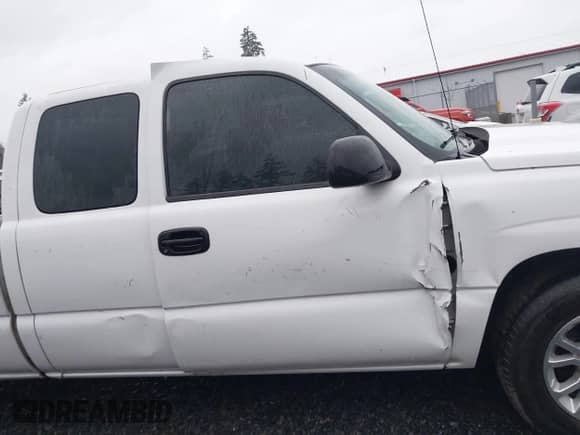 2006 Chevrolet Silverado 1500 LS с VIN 1GCEC19V46E234140, выставлен на аукционе IAAI как лот 41481122 с пробегом 290 635 миль миль и . История ставок и продаж доступна на DreamBid. Изображение 13.