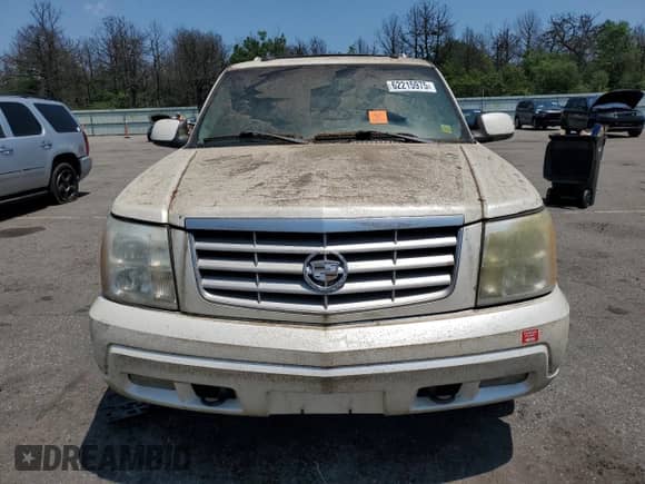 2003 Cadillac Escalade with VIN 1GYEK63N43R151251, listed as a Copart auction lot 62215975 with 186,243 mi miles and Clean title. Bid and sale history available at DreamBid. Image 5.