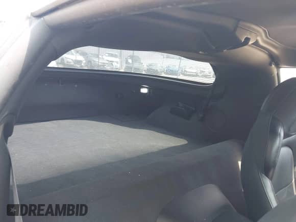 2013 Chevrolet Corvette Grand Sport 3LT z VIN 1G1YW2DW3D5101448, wystawiony jako IAAI lot #42330176 z przebiegiem 31 378 mil mil oraz . Historia ofert i sprzedaży dostępna na DreamBid. Obrazek 8.