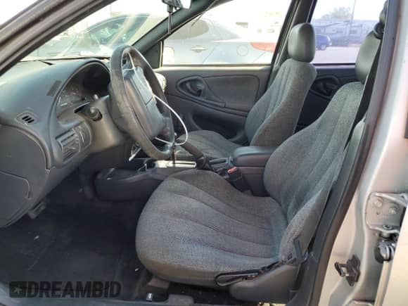 2001 Chevrolet Cavalier z VIN 1G1JC524717277609, wystawiony jako Copart lot #77075584 z przebiegiem 211 562 mil mil oraz Szkoda całkowita • Salvage title. Historia ofert i sprzedaży dostępna na DreamBid. Obrazek 7.