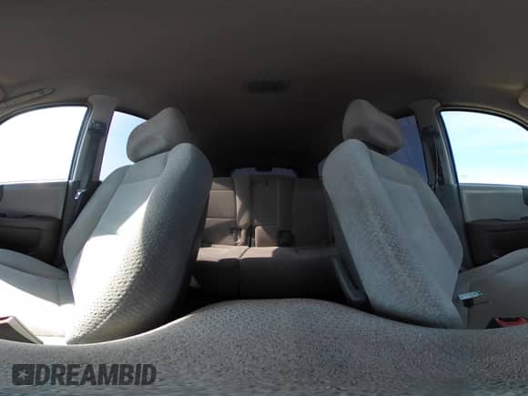2006 Hyundai Santa Fe GLS с VIN KM8SC13D06U033713, выставлен на аукционе IAAI как лот 42669887 с пробегом Не указан миль и . История ставок и продаж доступна на DreamBid. Изображение 18.