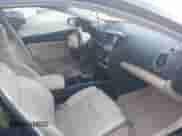 2014 Nissan Maxima SV z VIN 1N4AA5AP6EC483001, wystawiony jako IAAI lot #42648393 z przebiegiem 69 592 mil mil oraz . Historia ofert i sprzedaży dostępna na DreamBid. Obrazek 5.