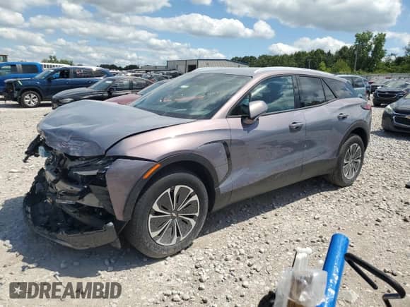 2025 Chevrolet Blazer с VIN 3GNKDBRM6SS177282, выставлен на аукционе Copart как лот 64641975 с пробегом 3 204 миль миль и Списание • Salvage title. История ставок и продаж доступна на DreamBid. Изображение 1.