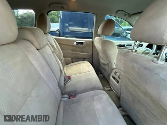 2014 Nissan Pathfinder S z VIN 5N1AR2MN4EC638359, wystawiony jako Copart lot #81309195 z przebiegiem 152 675 mil mil oraz Czysty tytuł • Clean title. Historia ofert i sprzedaży dostępna na DreamBid. Obrazek 6.