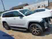 2025 Jeep Grand Cherokee Limited with VIN 1C4RJKBG7S8686200, listed as a IAAI auction lot 42592289 with 1,979 mi miles and . Bid and sale history available at DreamBid. Image 14.