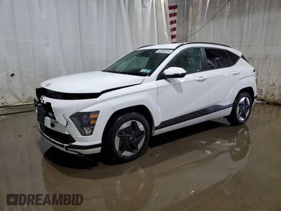 2024 Hyundai Kona SEL z VIN KM8HC3A63RU005581, wystawiony jako Copart lot #82802834 z przebiegiem 9 898 mil mil oraz Szkoda całkowita • Salvage title. Historia ofert i sprzedaży dostępna na DreamBid. Obrazek 1.