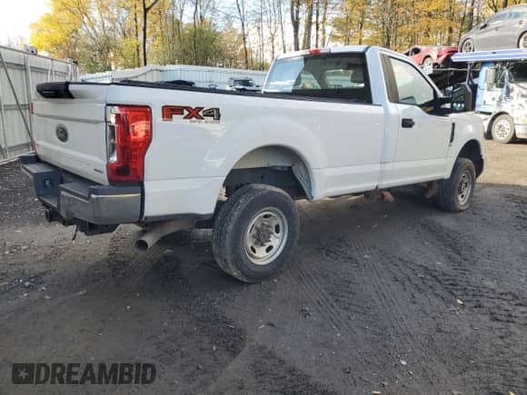 2017 Ford F-250 XLT с VIN 1FTBF2B63HEE77699, выставлен на аукционе Copart как лот 75287254 с пробегом 209 713 миль миль и Чистый • Clean title. История ставок и продаж доступна на DreamBid. Изображение 3.