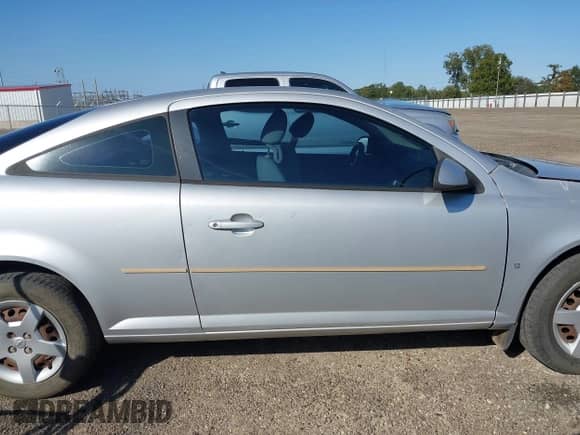 2007 Chevrolet Cobalt LT with VIN 1G1AL15F177258570, listed as a IAAI auction lot 43478056 with 250,584 mi miles and . Bid and sale history available at DreamBid. Image 14.