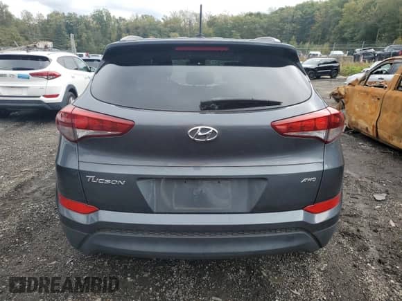 2017 Hyundai Tucson SE с VIN KM8J3CA41HU465529, выставлен на аукционе Copart как лот 86523545 с пробегом 97 470 миль миль и Списание • Salvage title. История ставок и продаж доступна на DreamBid. Изображение 6.