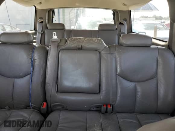 2005 Chevrolet Suburban LS с VIN 1GNEC16Z65J128499, выставлен на аукционе Copart как лот 62998585 с пробегом 176 223 миль миль и Списание • Salvage title. История ставок и продаж доступна на DreamBid. Изображение 10.