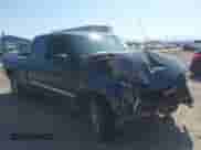 2003 GMC Sierra 1500 SLT z VIN 1GTEK19T03E191705, wystawiony jako IAAI lot #42145392 z przebiegiem Nie podano mil oraz . Historia ofert i sprzedaży dostępna na DreamBid. Obrazek 1.