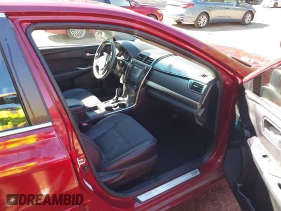 2017 Toyota Camry SE with VIN 4T1BF1FK3HU728501, listed as a IAAI auction lot 43450306 with 84,006 mi miles and . Bid and sale history available at DreamBid. Image 5.