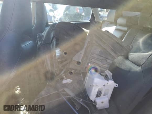 2014 Subaru WRX WRX Limited с VIN JF1GV7F65EG016266, выставлен на аукционе Copart как лот 81949515 с пробегом Не указан миль и Чистый • Clean title. История ставок и продаж доступна на DreamBid. Изображение 10.