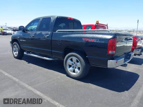 2006 Dodge 1500 SLT with VIN 1D7HU18296S548827, listed as a IAAI auction lot 42530741 with 274,118 mi miles and . Bid and sale history available at DreamBid. Image 3.