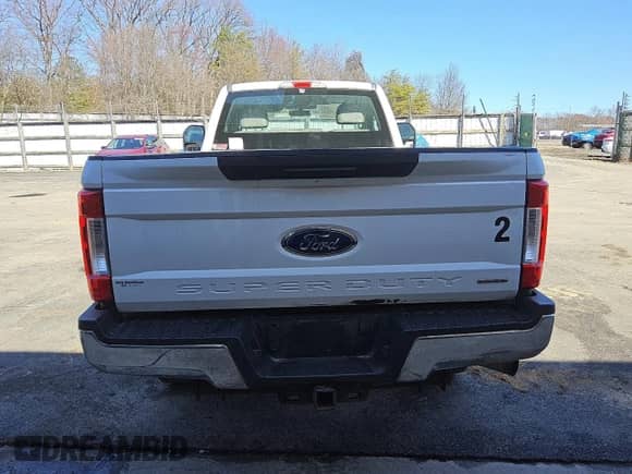 2017 Ford F-250 XLT с VIN 1FTBF2B60HEE61749, выставлен на аукционе Copart как лот 49674395 с пробегом 147 647 миль миль и Чистый • Clean title. История ставок и продаж доступна на DreamBid. Изображение 6.