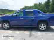 2013 Chevrolet Avalanche LT with VIN 3GNTKFE73DG329073, listed as a IAAI auction lot 42624001 with 131,372 mi miles and . Bid and sale history available at DreamBid. Image 14.