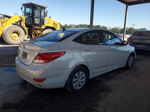 2016 Hyundai Accent SE с VIN KMHCT4AE8GU049628, выставлен на аукционе Copart как лот 82406535 с пробегом 105 486 миль миль и Чистый • Clean title. История ставок и продаж доступна на DreamBid. Изображение 3.