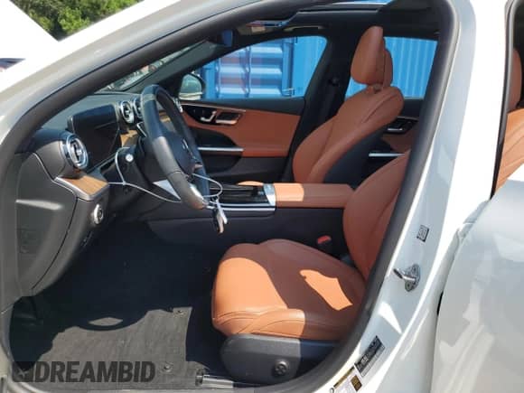2022 Mercedes-Benz C 300 with VIN W1KAF4GB6NR058771, listed as a Copart auction lot 68477995 with 23,791 mi miles and Salvage title. Bid and sale history available at DreamBid. Image 7.