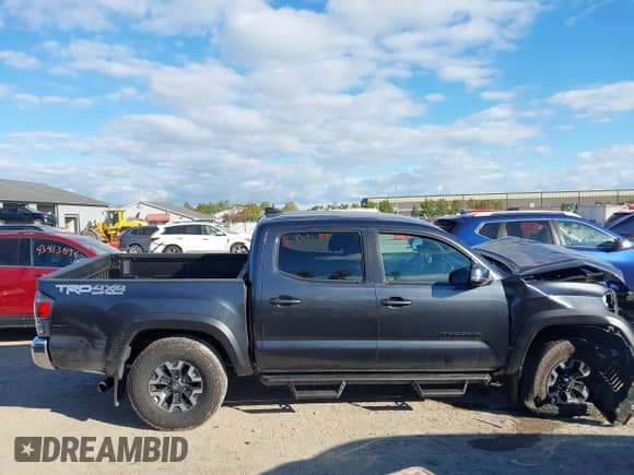 2022 Toyota Tacoma SR5 с VIN 3TMCZ5AN2NM532607, выставлен на аукционе IAAI как лот 43416497 с пробегом 12 015 миль миль и . История ставок и продаж доступна на DreamBid. Изображение 13.