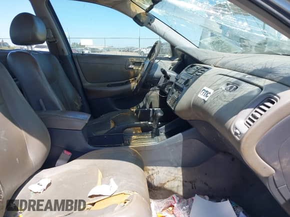 2002 Honda Accord EX with VIN JHMCG66072C021494, listed as a IAAI auction lot 42067559 with 283,949 mi miles and . Bid and sale history available at DreamBid. Image 5.