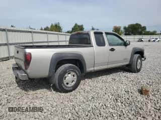 2005 Chevrolet Colorado LS Z71 z VIN 1GCDT196X58254751, wystawiony jako Copart lot #84895295 z przebiegiem 183 282 mil mil oraz Czysty tytuł • Clean title. Historia ofert i sprzedaży dostępna na DreamBid. Obrazek 3.