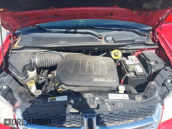 2014 Dodge Grand Caravan SXT with VIN 2C4RDGCG7ER391075, listed as a IAAI auction lot 43363742 with 270,018 mi miles and . Bid and sale history available at DreamBid. Image 10.