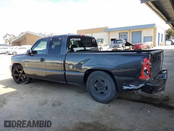 2004 Chevrolet Silverado SS с VIN 2GCEC19N741408331, выставлен на аукционе Copart как лот 50548145 с пробегом 186 361 миль миль и Списание • Salvage title. История ставок и продаж доступна на DreamBid. Изображение 2.