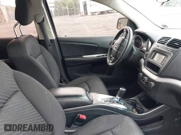 2013 Dodge Journey SE with VIN 3C4PDCAB7DT695493, listed as a IAAI auction lot 42450756 with 153,064 mi miles and . Bid and sale history available at DreamBid. Image 5.